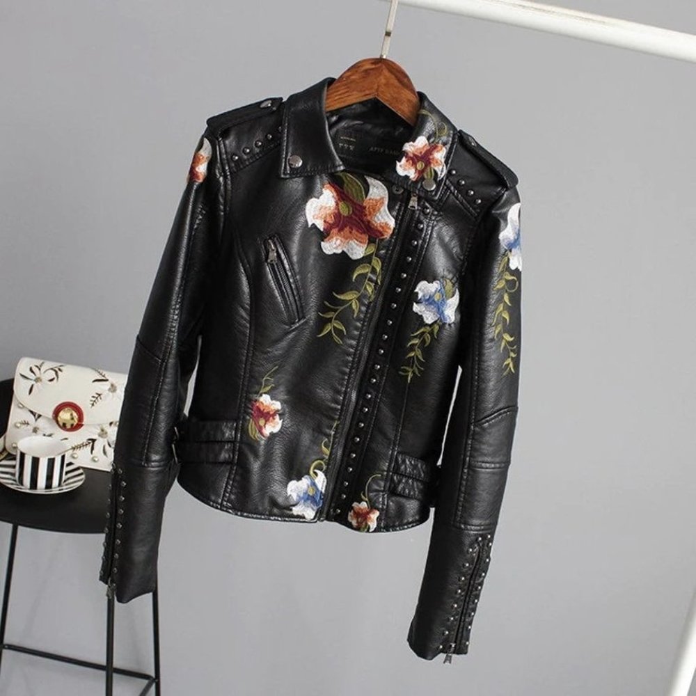 Beautiful Embroiderd Leather Jacket - Picture 7 of 10